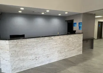 Days Inn by Wyndham McDonough hotel thumbnail 5