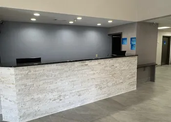 Days Inn by Wyndham McDonough hotel thumbnail 5