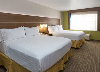 Holiday Inn Express Hotel & Suites Hesperia by IHG hotel thumbnail 6