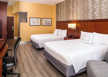 Courtyard Marriott Victorville hotel thumbnail 8