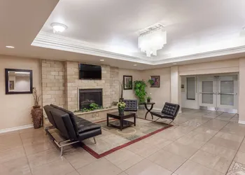 Hawthorn Suites by Wyndham Victorville hotel thumbnail 2