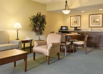 Red Lion Hotel Wenatchee City Center hotel thumbnail 3