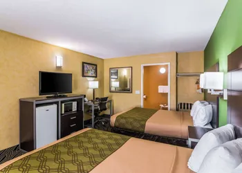 Econo Lodge Hesperia - Victorville I-15 hotel thumbnail 3