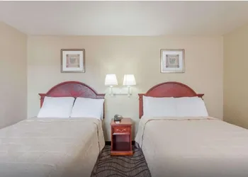 Tri City Inn hotel thumbnail 3