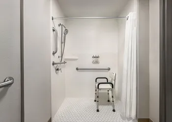 Holiday Inn Express Bowling Green by IHG hotel thumbnail 8
