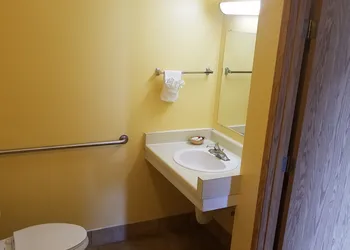 Travelodge by Wyndham Wenatchee hotel thumbnail 4