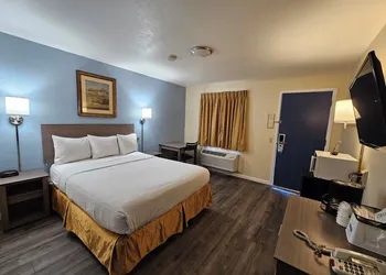 Travelodge by Wyndham Wenatchee hotel thumbnail 6