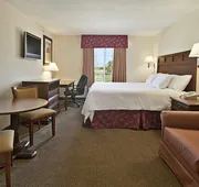 Super 8 by Wyndham Bowling Green North hotel detail image 3