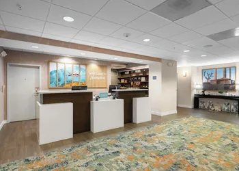Hampton Inn & Suites Lancaster hotel thumbnail 3