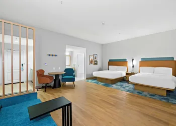 Hampton Inn & Suites Lancaster hotel thumbnail 7