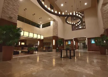 Embassy Suites Palmdale hotel thumbnail 7