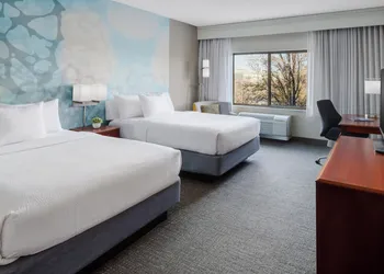 Courtyard by Marriott Palmdale hotel thumbnail 8