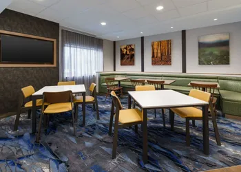 Fairfield Inn by Marriott Joliet South hotel thumbnail 5