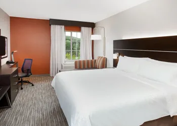 Holiday Inn Express Haskell - Wayne Area by IHG hotel thumbnail 8