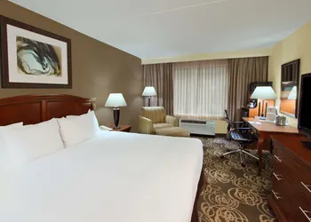 DoubleTree by Hilton Mahwah hotel thumbnail 5