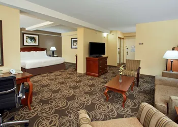 DoubleTree by Hilton Mahwah hotel thumbnail 6
