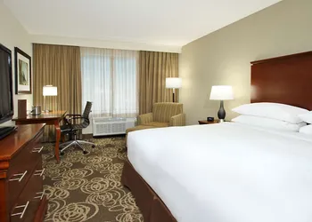 DoubleTree by Hilton Mahwah hotel thumbnail 7