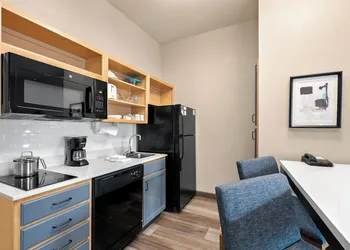 Candlewood Suites Bordentown-Trenton by IHG hotel thumbnail 8