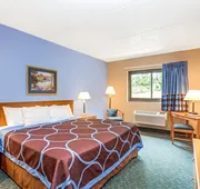 Super 8 by Wyndham Mahwah hotel detail image 3