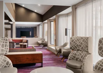 Courtyard by Marriott Mahwah hotel thumbnail 3