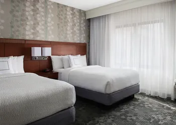 Courtyard by Marriott Mahwah hotel thumbnail 5