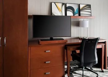 Courtyard by Marriott Mahwah hotel thumbnail 7
