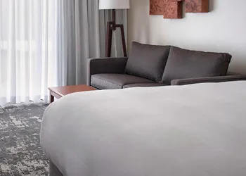Marriott Park Ridge hotel thumbnail 8