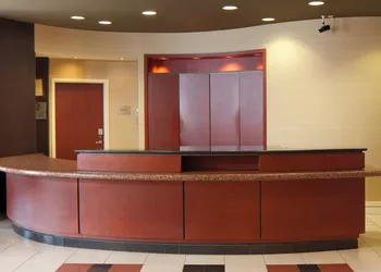 Courtyard by Marriott Lebanon hotel thumbnail 2