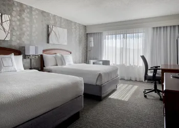 Courtyard by Marriott Lebanon hotel thumbnail 4