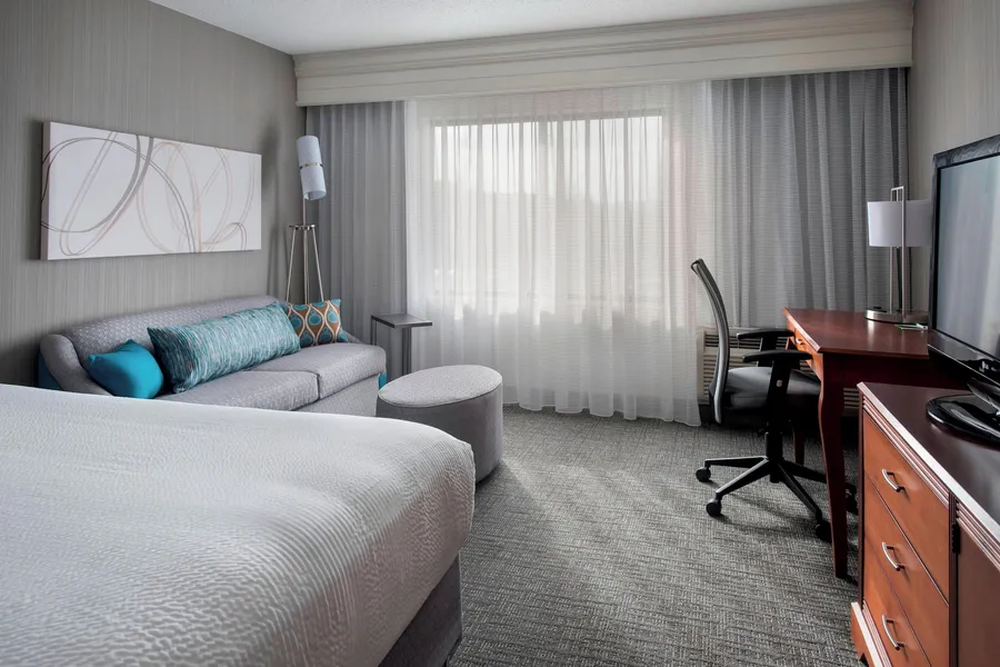 Courtyard by Marriott Lebanon hotel detail image 6