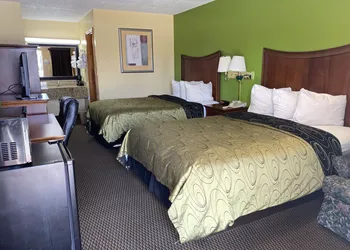 Rodeway Inn Baxley hotel thumbnail 6