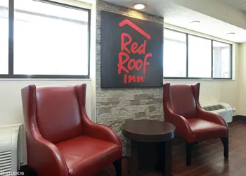 Red Roof Inn Michigan City hotel thumbnail 2