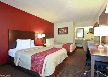 Red Roof Inn Michigan City hotel thumbnail 6