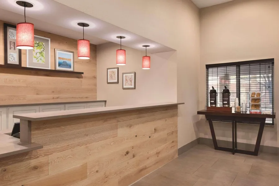 Country Inn & Suites by Radisson, Merrillville, IN hotel detail image 2