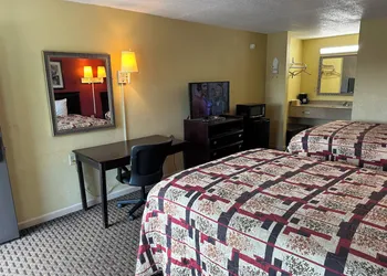 Royal Inn hotel thumbnail 7