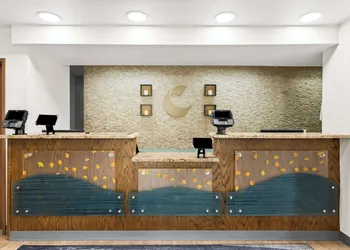 Comfort Inn Schereville hotel thumbnail 2