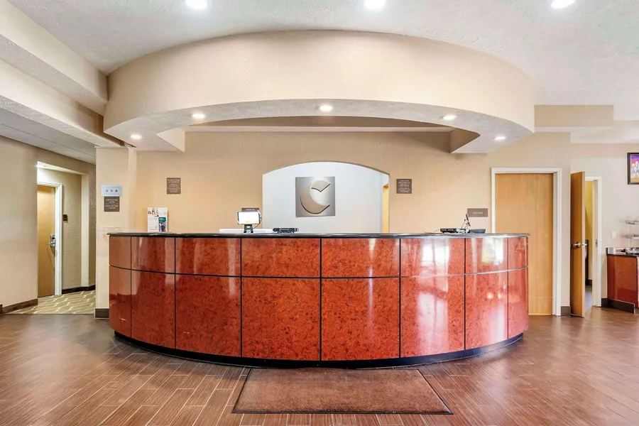 Comfort Suites Merrillville near US 30 hotel detail image 2