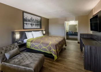 Super 8 by Wyndham McDonough GA hotel thumbnail 6