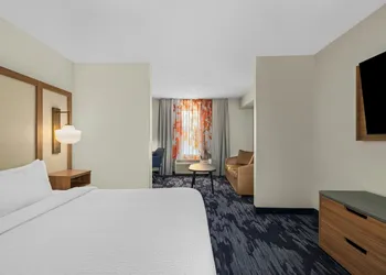 Fairfield Inn & Suites by Marriott Chicago Southeast/Hammond hotel thumbnail 4
