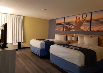 Days Inn & Suites by Wyndham Merrillville hotel thumbnail 6