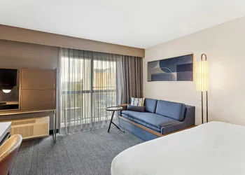 Courtyard by Marriott Chicago Southeast/Hammond hotel thumbnail 4