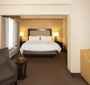 Holiday Inn Express & Suites Jacksonville Airport by IHG hotel detail image 5