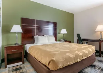 Quality Inn Cape Girardeau North hotel thumbnail 4