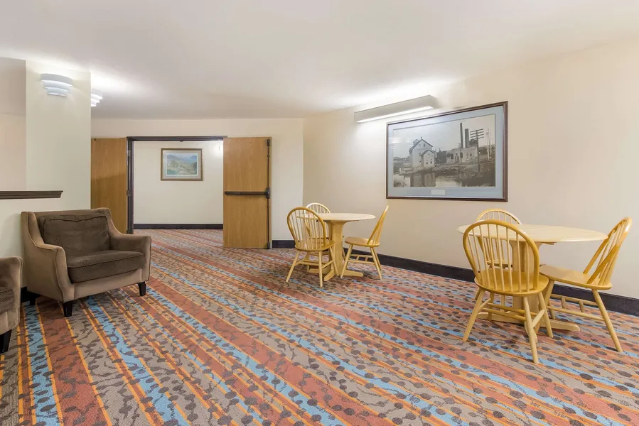 Sleep Inn Sioux Falls Airport hotel detail image 6
