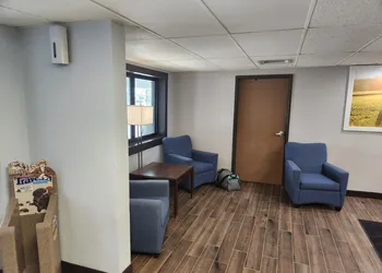 Days Inn by Wyndham Sioux Falls Airport hotel thumbnail 4