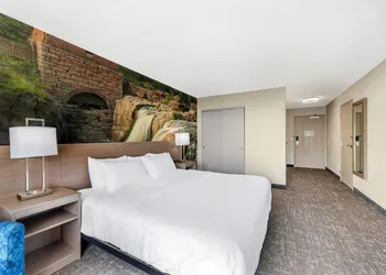 Clarion Pointe Sioux Falls Airport hotel thumbnail 6