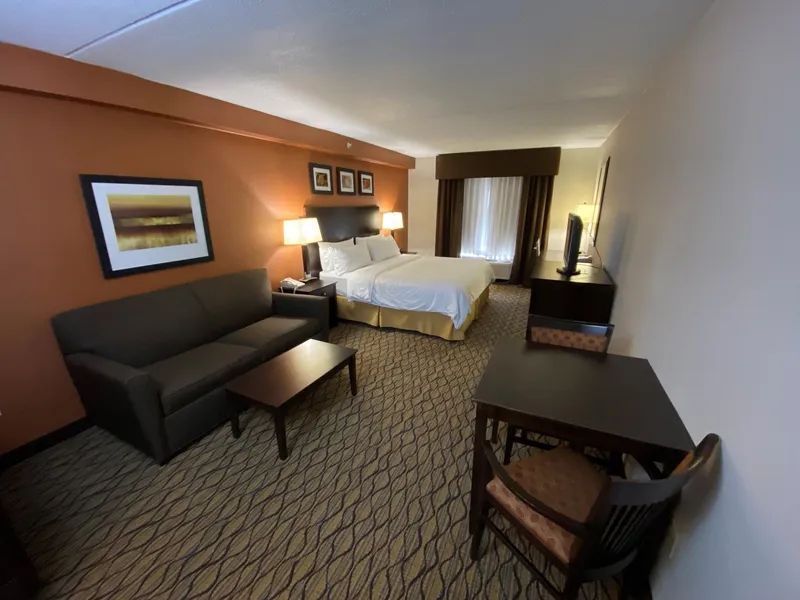 Holiday Inn Express Hotel & Suites Danbury - I-84 by IHG hotel detail image 2