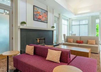 Hilton Garden Inn Danbury hotel thumbnail 3