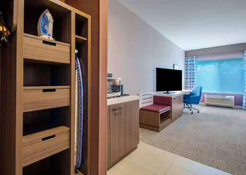 Hilton Garden Inn Danbury hotel thumbnail 7