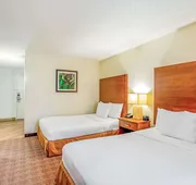 La Quinta Inn & Suites by Wyndham Danbury hotel detail image 4